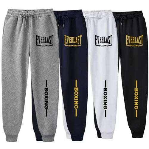 Pantaloni sportivi EVERLAST autunno/inverno 2025, unisex, con stampa, ideali per running, fitness e attività all’aperto. Joggers casual in tessuto felpato, comodi per lo sport e il tempo libero.