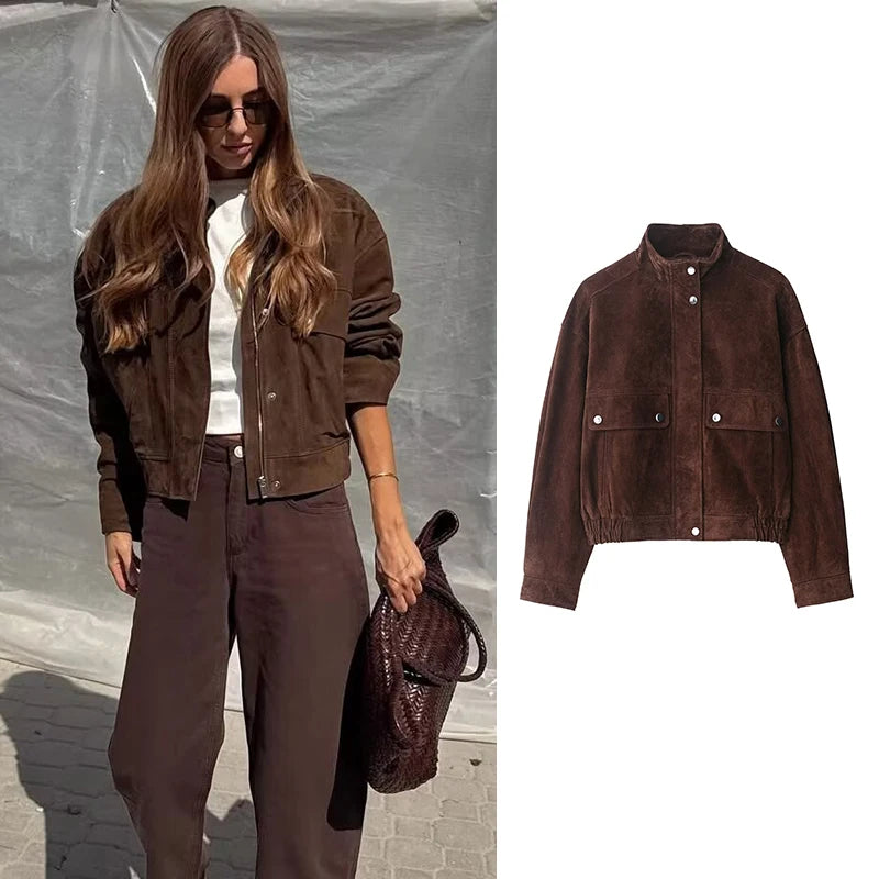 Giacca da donna autunnale slim con collo alto e tasche