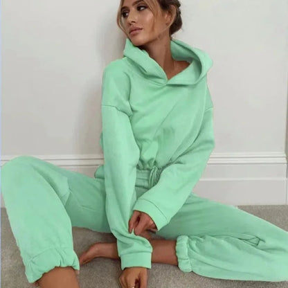 Completo Sportivo Donna Oversize – Felpa con Cappuccio e Pantaloni Jogging Autunno Inverno