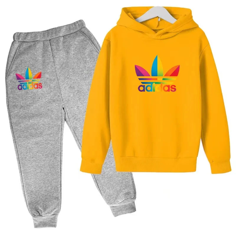 Completo sportivo bambini Potdemiel con felpa e pantaloni