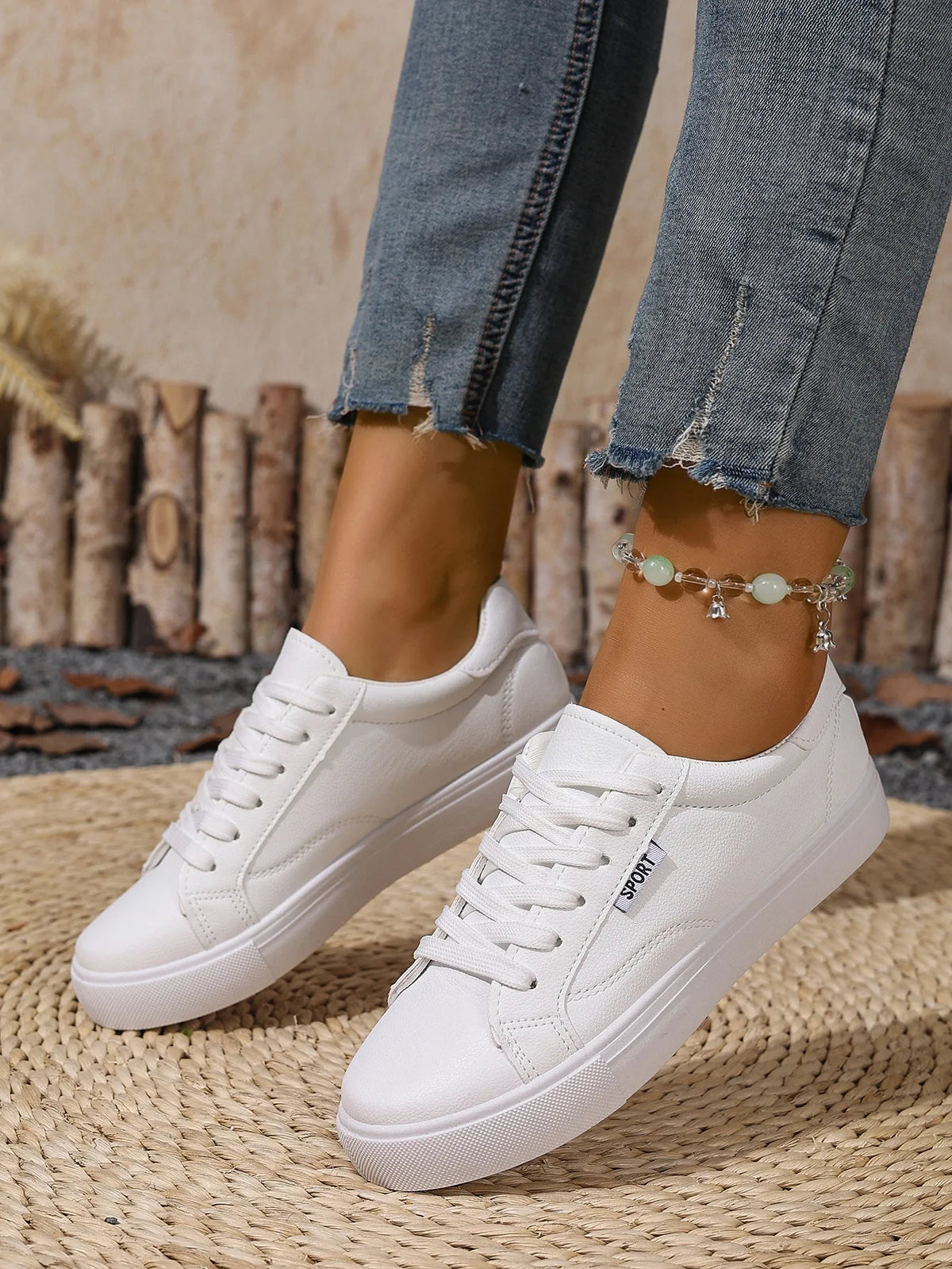 Sneakers da donna stringate in PU, suola bassa